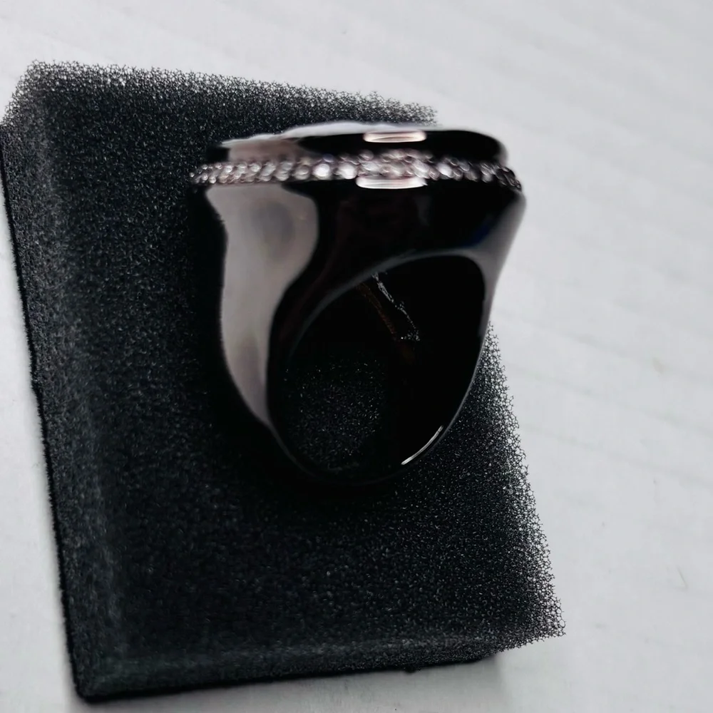 AMEDEO Monkeydeo 25mm Shell Cameo Ring Size 7